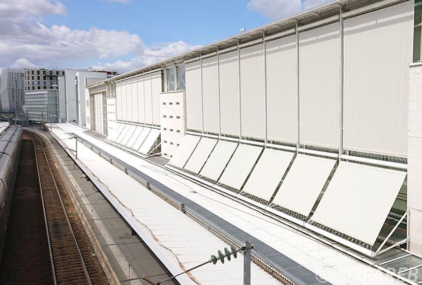 Brise vue à la gare d'Angers