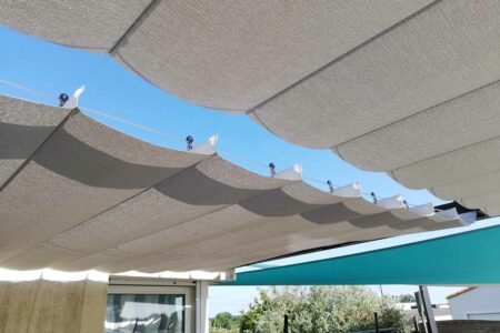 Velum avec tissu de couleur grise
