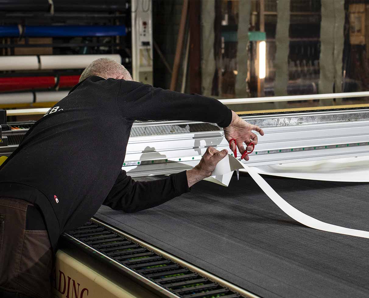 Conception-rideaux-industriels-dans-les-ateliers-Sofareb